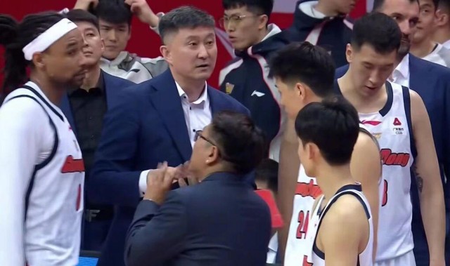 开云-广东男篮创耻辱纪录，北京男篮一大问题明显，王少杰将重返北控！